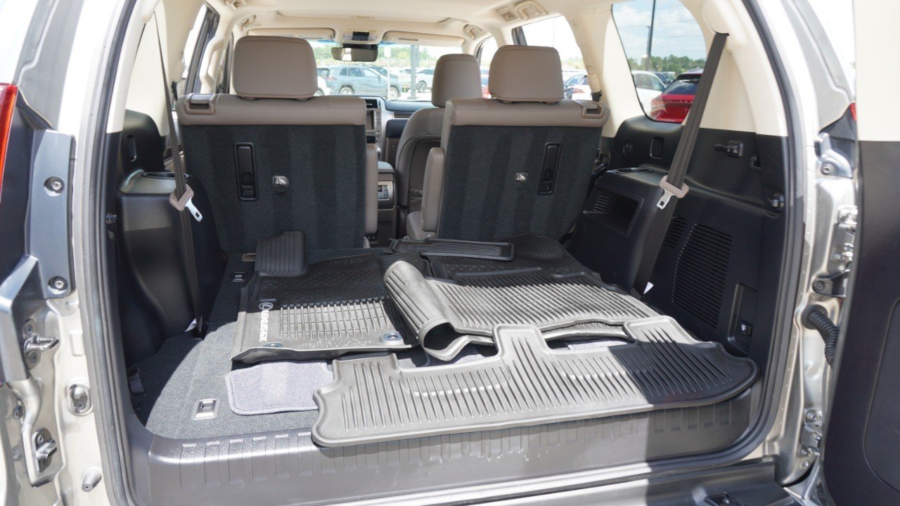 Certified Used 2021 ATOMIC SILVER Lexus GX 460 Premium image 38