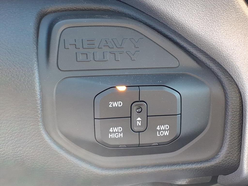 2026 RAM 3500 Laramie - Photo 9