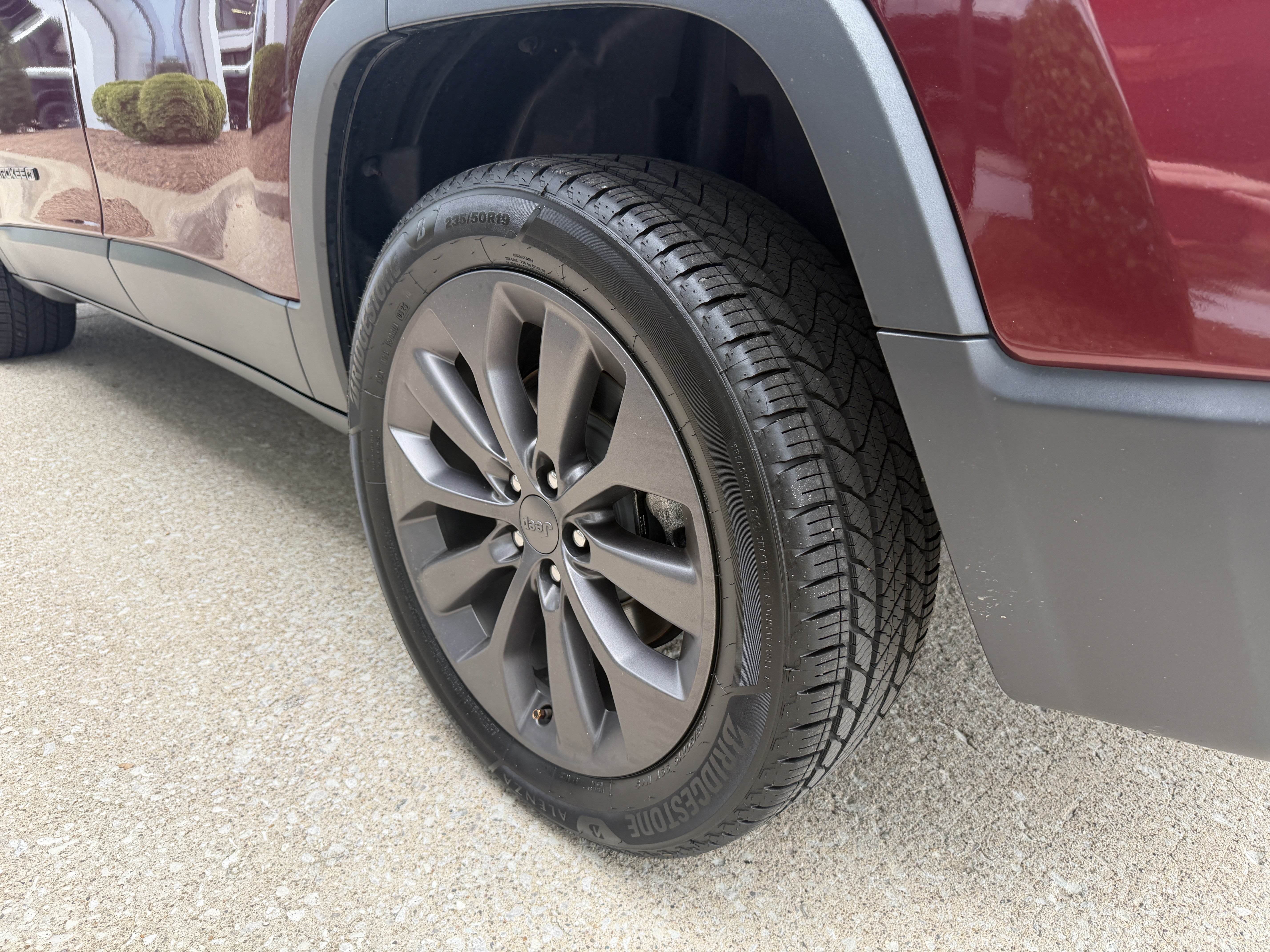 Used 2021 Velvet Red Pearlcoat Jeep 80th Anniversary image 18