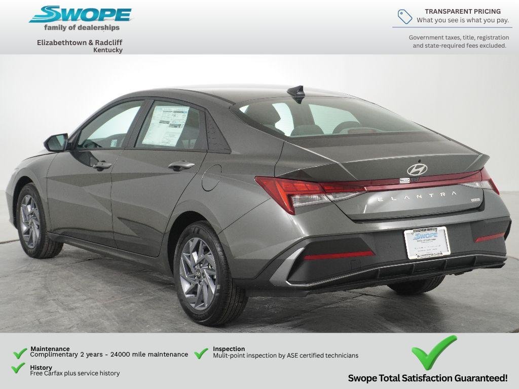 2026 Hyundai Elantra Blue - Photo 5