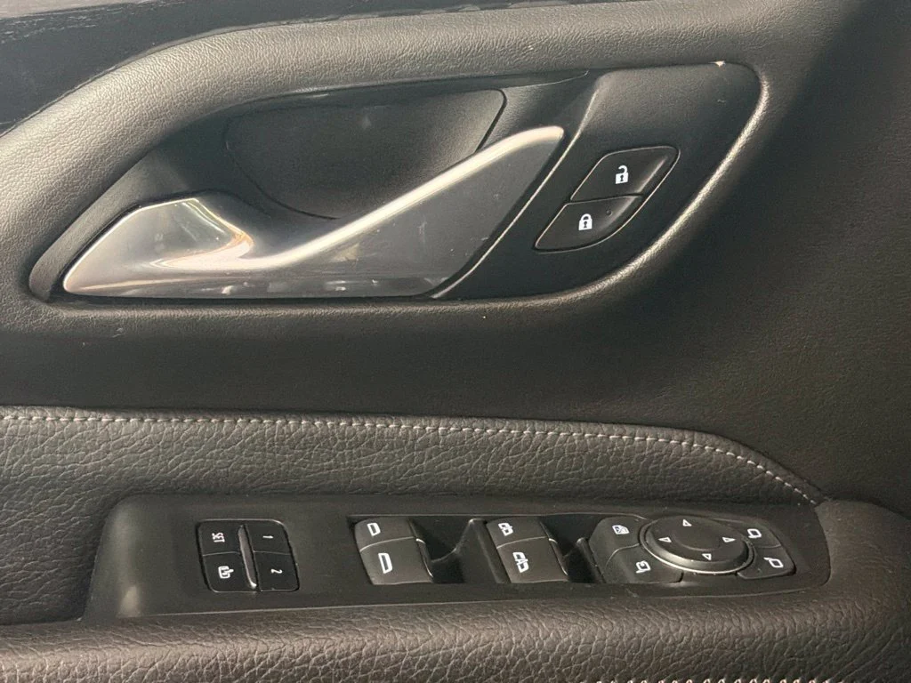 Used 2021 Black GMC Denali image 25
