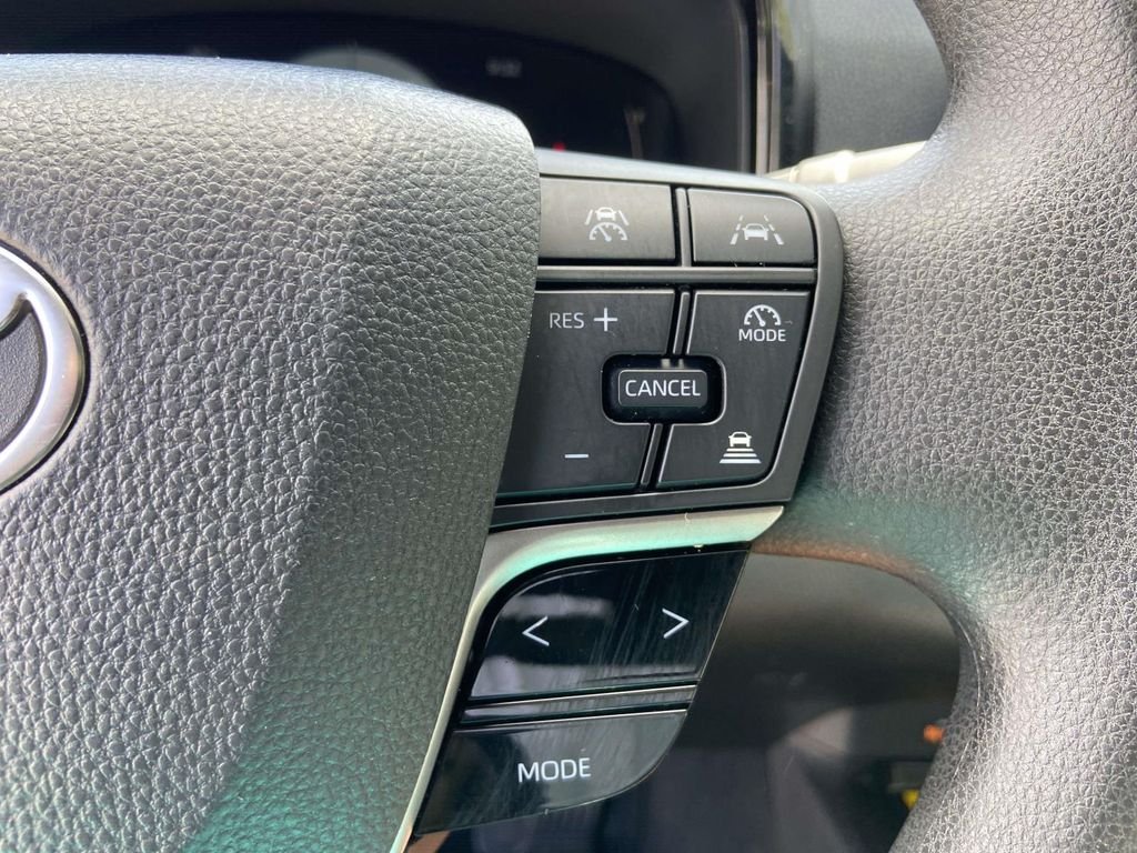 Used 2025 White Toyota LE image 34