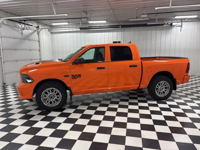 2019 RAM 1500 Classic Express 4x4 Crew Cab 5'7's photo