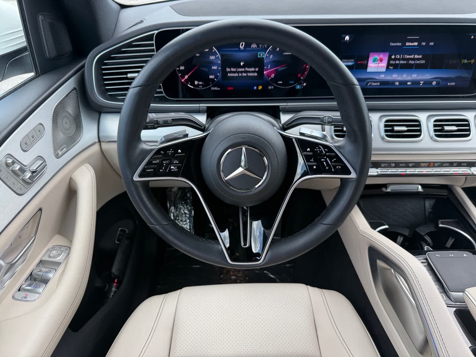 Certified Used 2025 Polar White Mercedes-Benz GLE 350 image 14