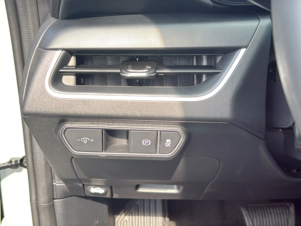 New 2026 Gray Kia LXS image 28