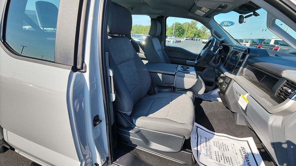 New 2026 White Ford XL image 26