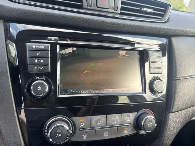 Used 2019 Black Nissan S image 20
