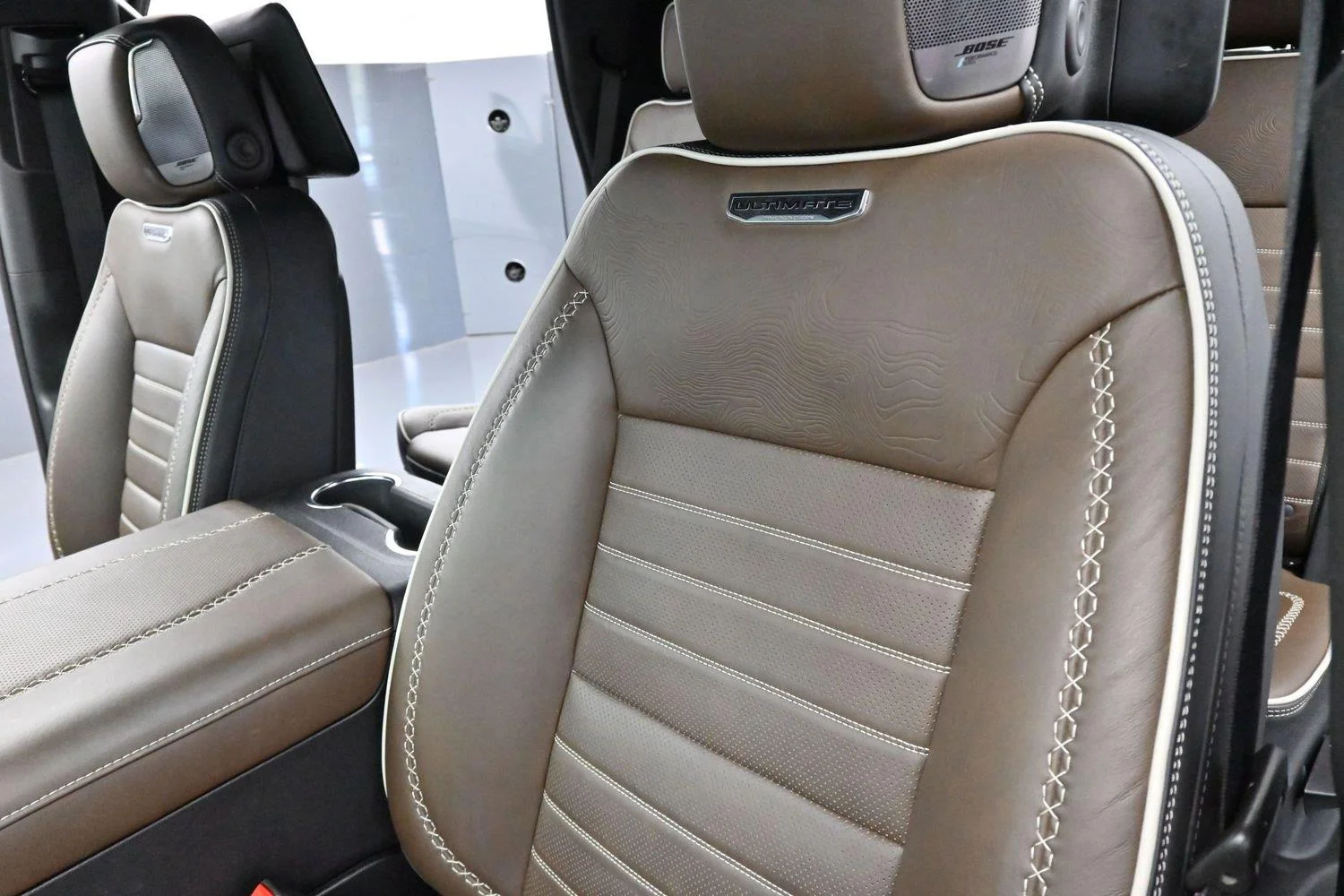 Used 2025 Titanium Rush Metallic GMC Denali Ultimate image 18