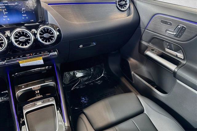 New 2026 Polar White Mercedes-Benz GLA 250 image 49