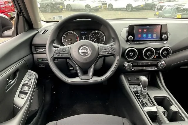 2025 Nissan Sentra S - Photo 17
