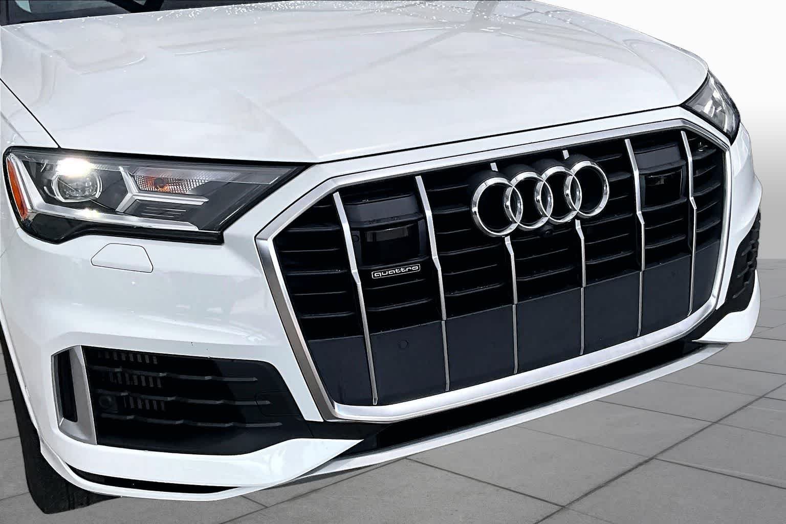 Used 2023 Carrara White Audi Premium Plus image 30