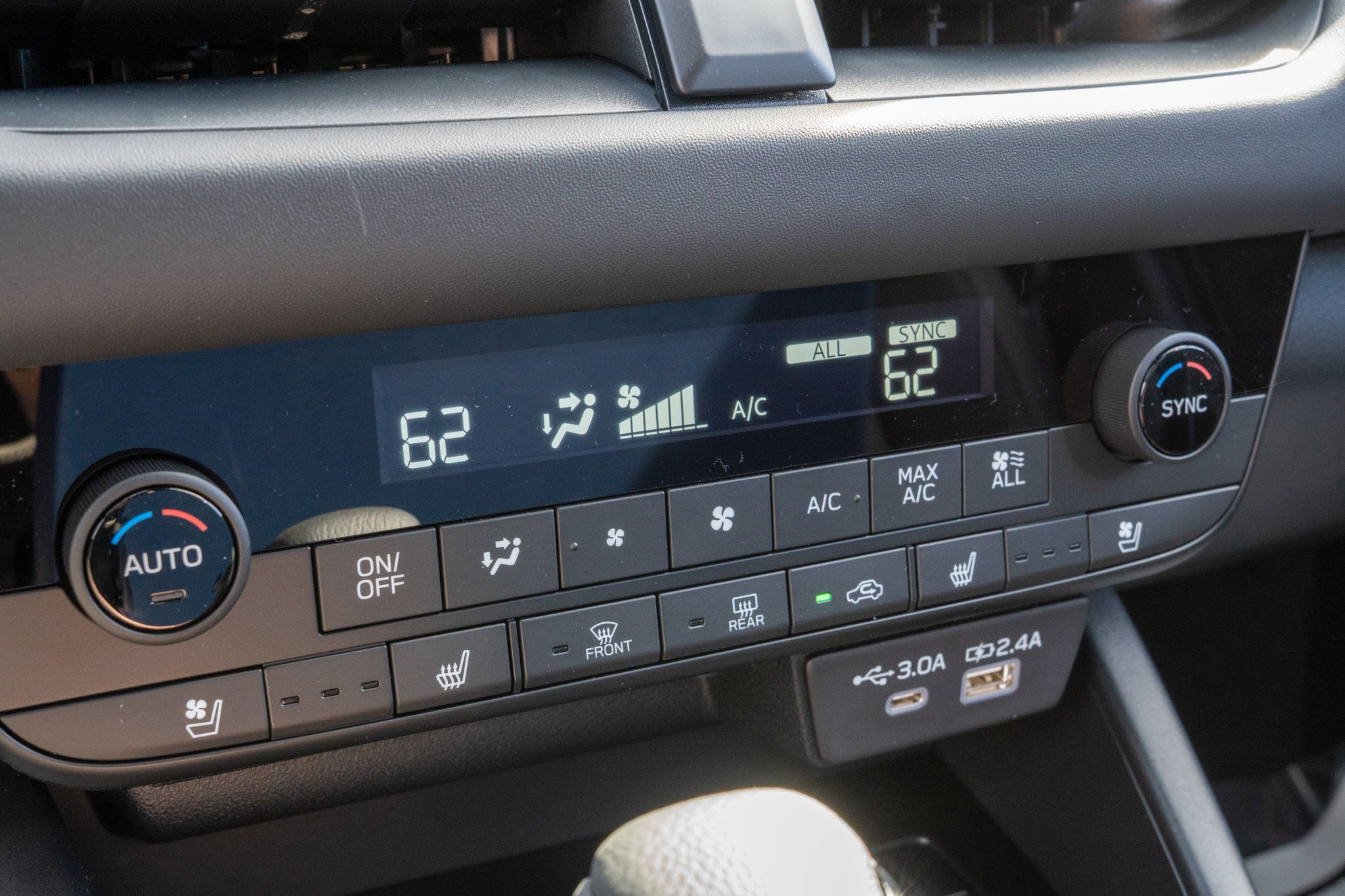 2026 Subaru Outback Touring - Photo 14