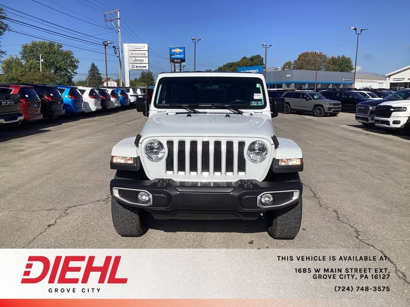 Used 2019 White Jeep Unlimited Sahara image 2