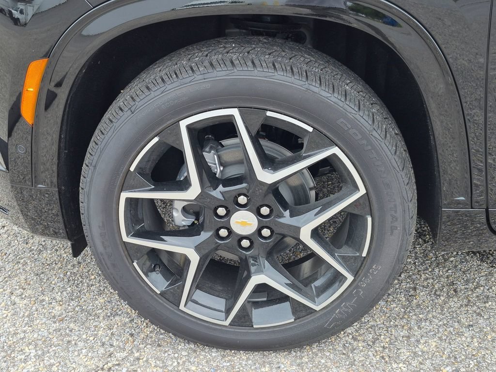2026 Chevrolet Traverse High Country - Photo 11