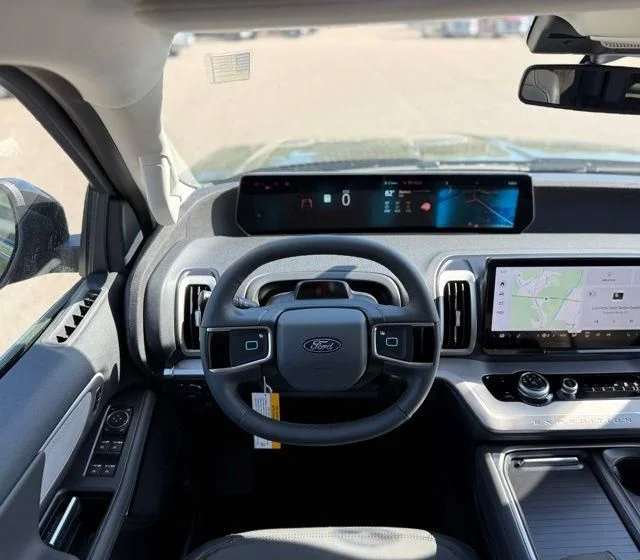 New 2026 Agate Black Metallic Ford Active image 21