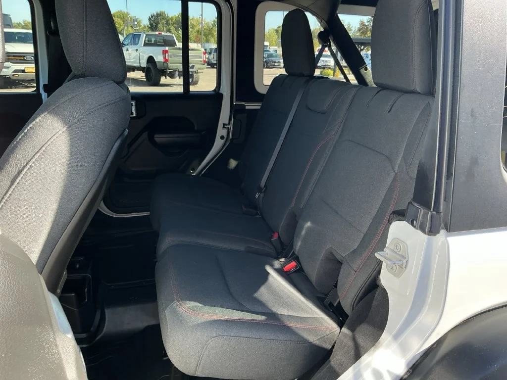 Used 2024 White Jeep Rubicon image 28