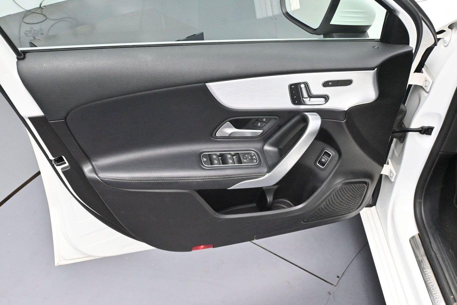 Used 2019 Night Black Mercedes-Benz A 220 image 9