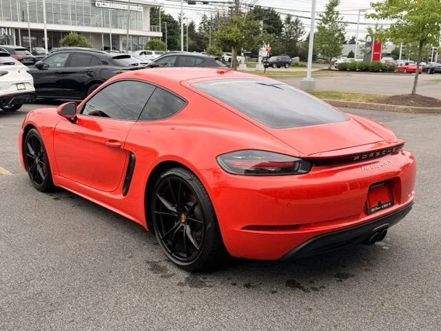 Used 2018 Lava Orange Porsche S image 5