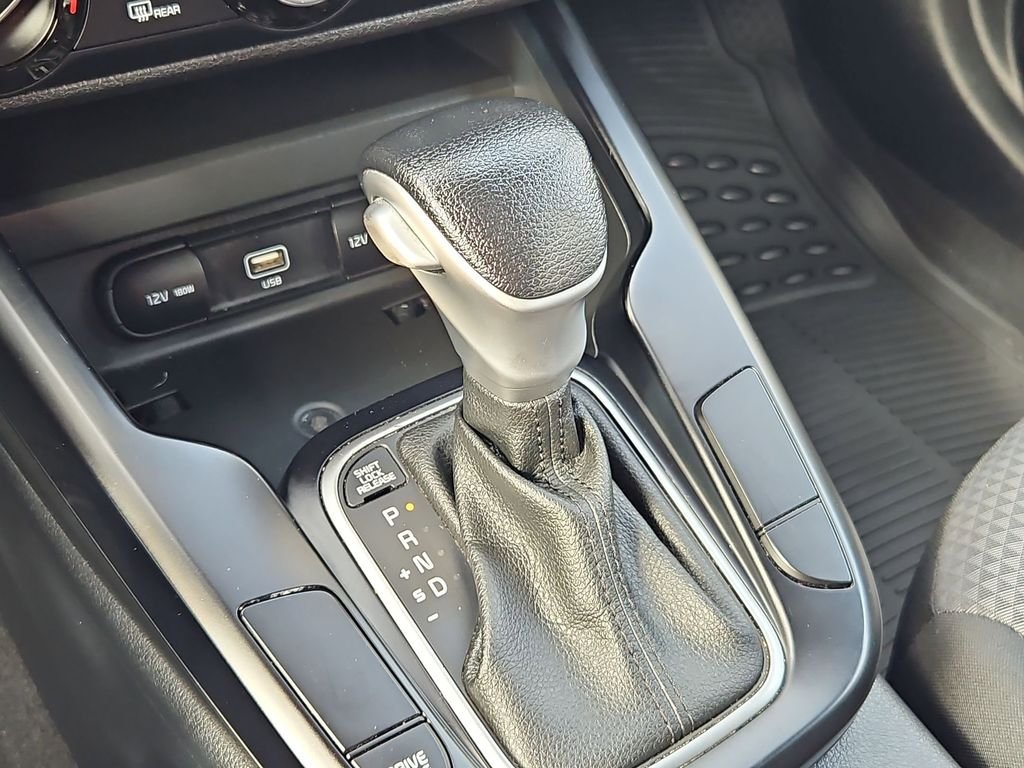 Used 2022 Gravity Gray Kia LX image 19