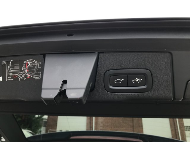 Used 2021 Denim Blue Metallic Volvo Inscription image 30