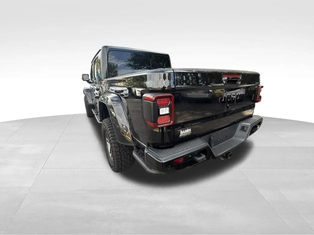 Used 2021 Black Jeep Overland image 5