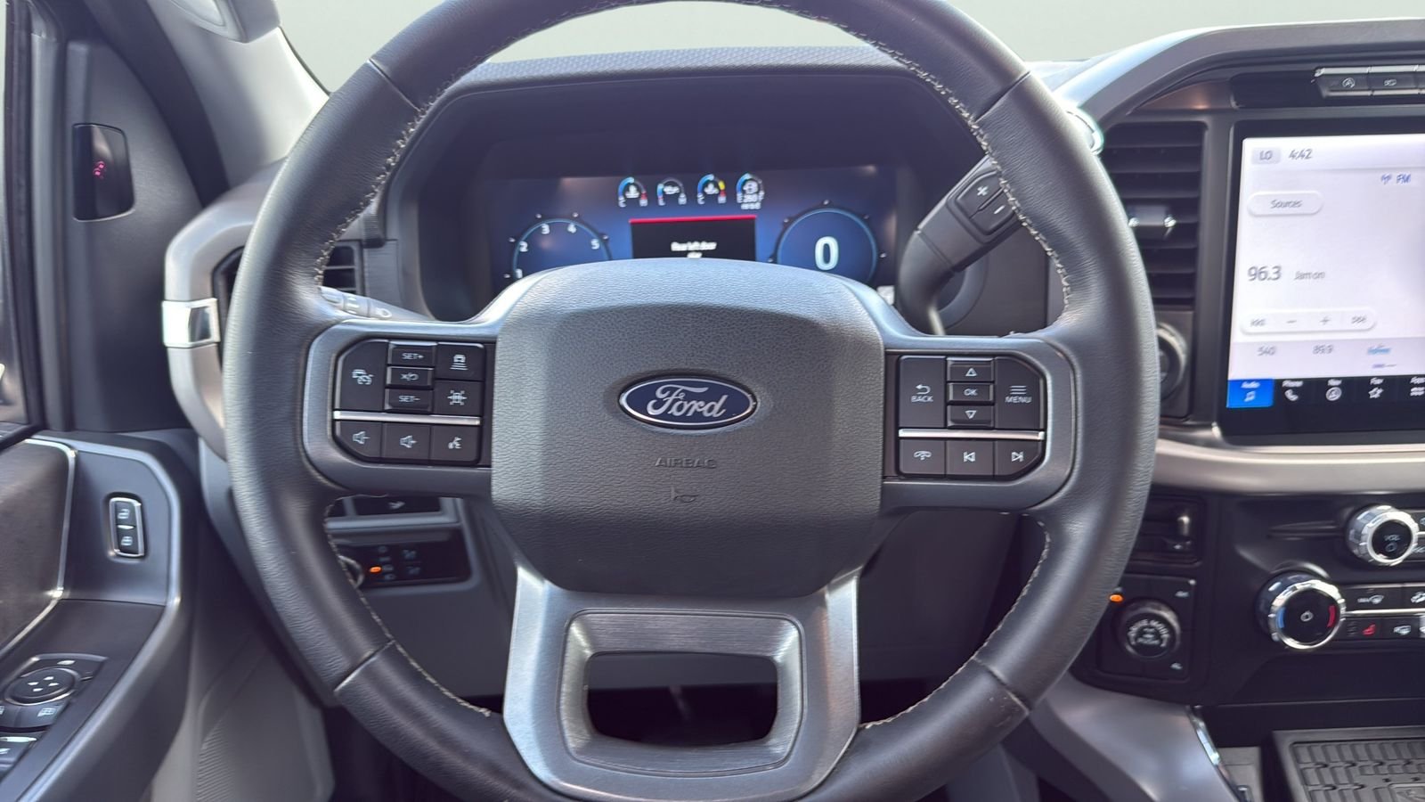 Used 2024 Blue Ford XLT image 14