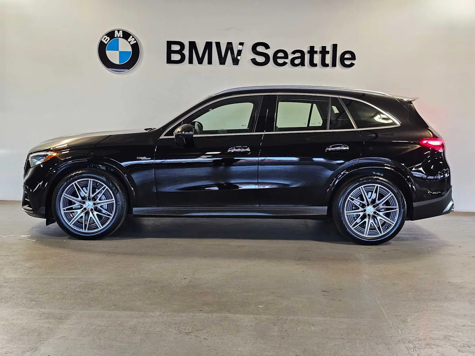 Used 2024 Obsidian Black Metallic Mercedes-Benz AMG® GLC 43 image 3