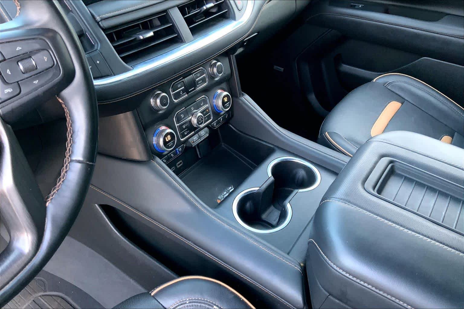 Used 2024 Summit White GMC AT4 image 33