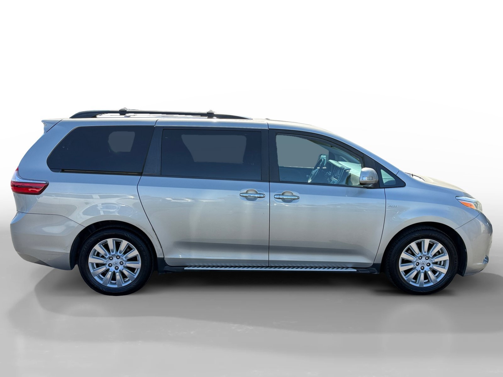 Used 2017 Creme Brulee Toyota Limited Premium image 6