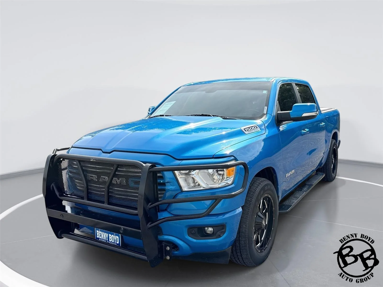 2021 RAM 1500 Big Horn/Lone Star 4x4 Crew Cab 5'7's photo