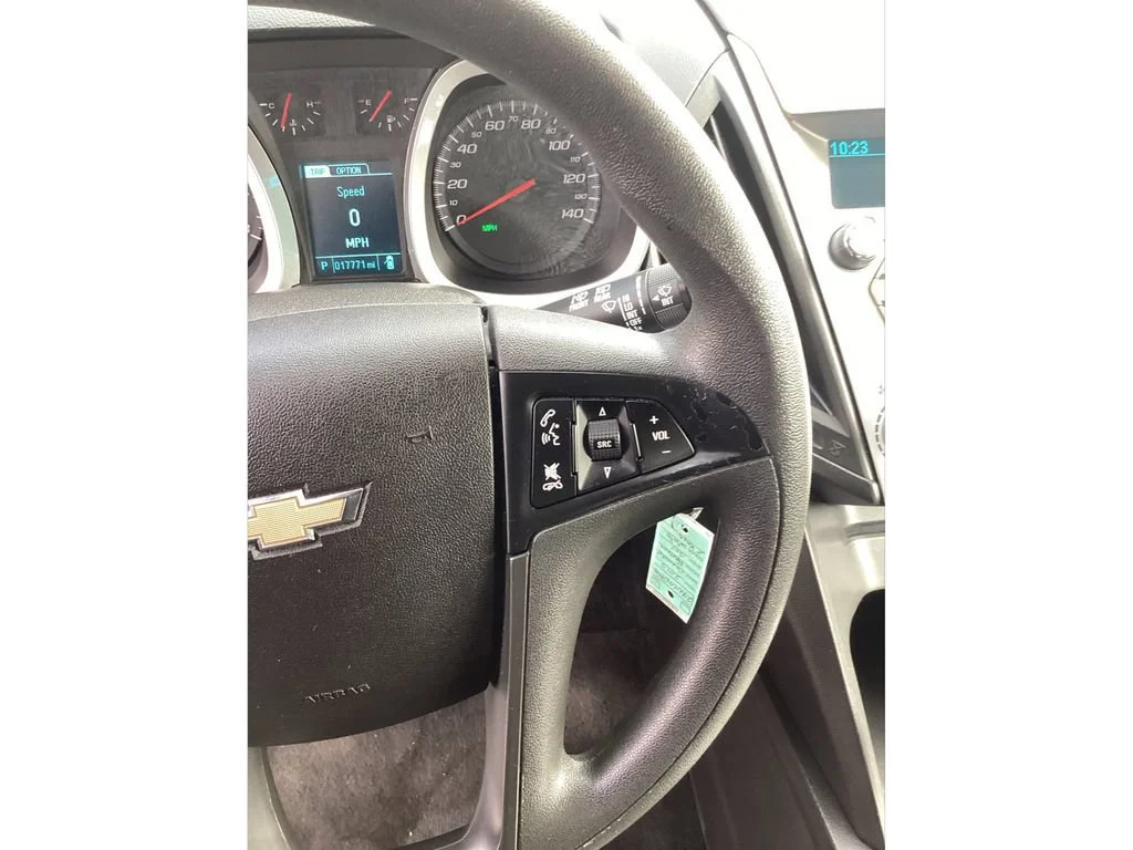 Used 2015 SUMMIT WHITE Chevrolet LS image 30