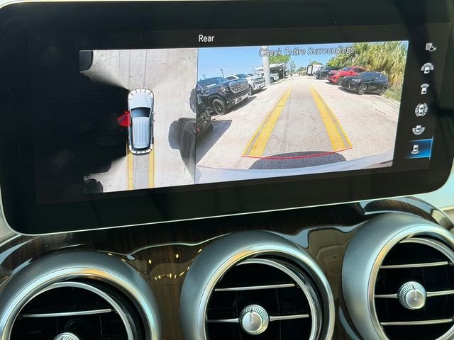 Used 2022  Mercedes-Benz GLC 300 image 20