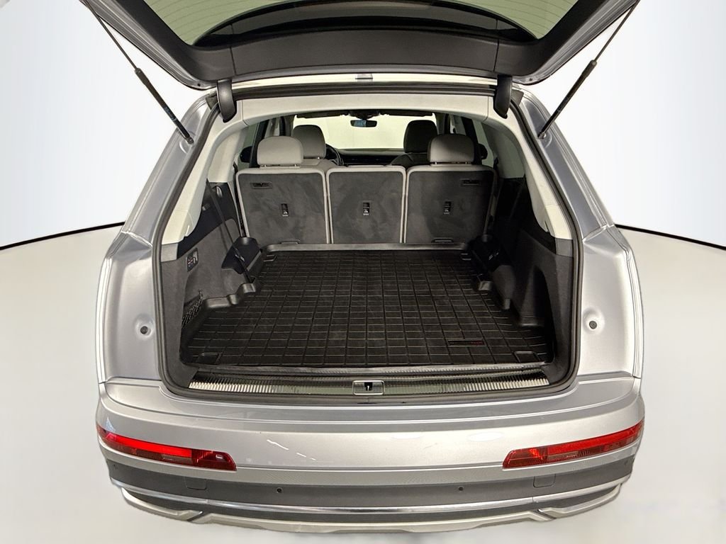 Used 2021  Audi 45 Premium Plus image 25