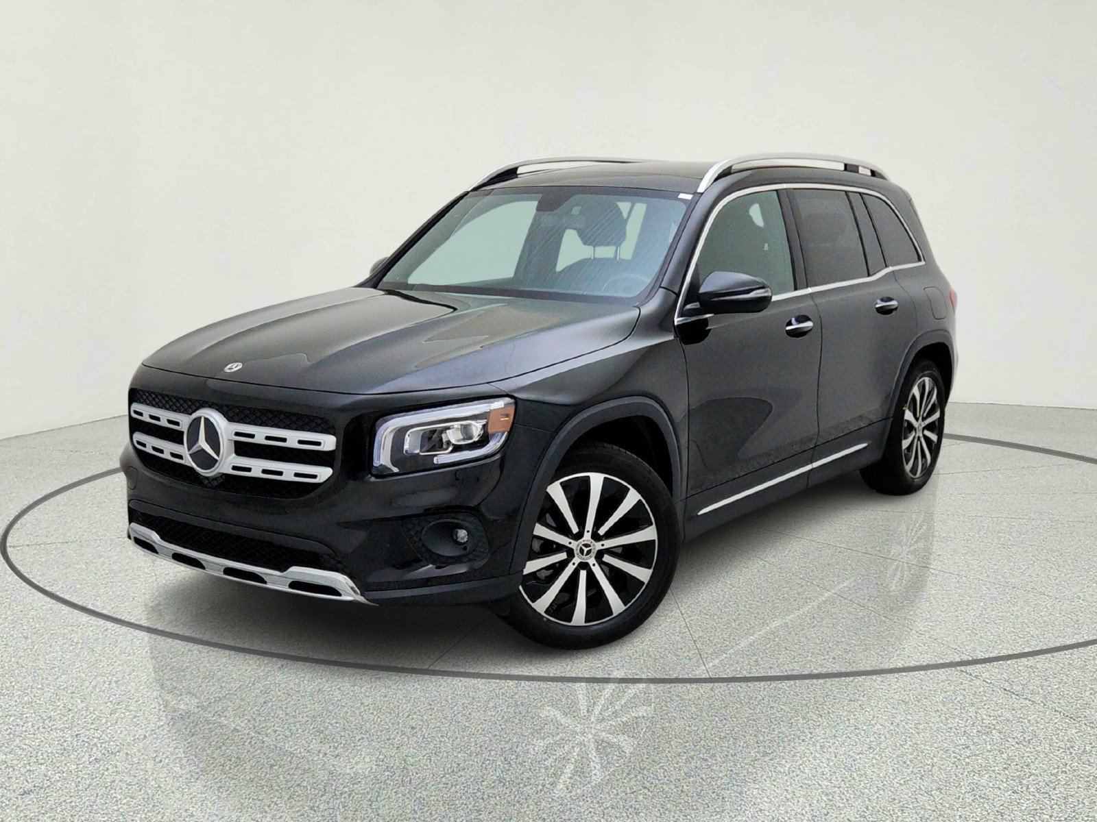 Certified Used 2023 Night Black Mercedes-Benz GLB 250 image 2