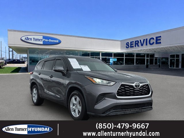 Pre-Owned 2024 Toyota Corolla Cross LE 4D Sport Utility in