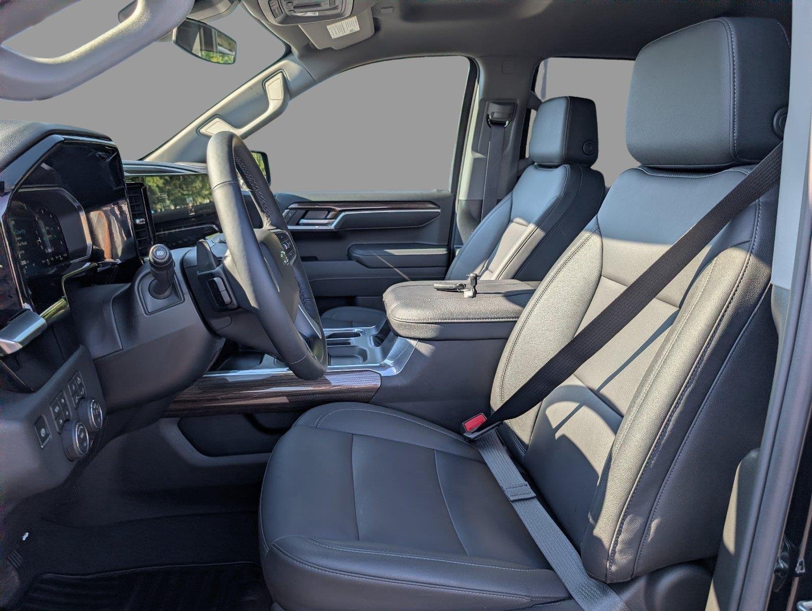 2026 Chevrolet Silverado 1500 RST - Photo 17
