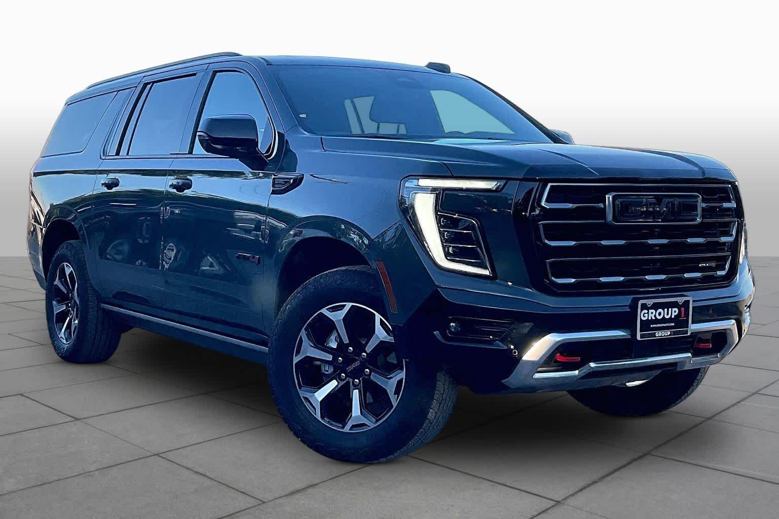 Used 2026 Midnight Pine GMC AT4 image 3