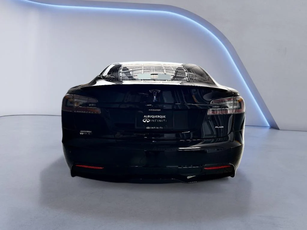Used 2022 Solid Black Tesla Plaid image 7