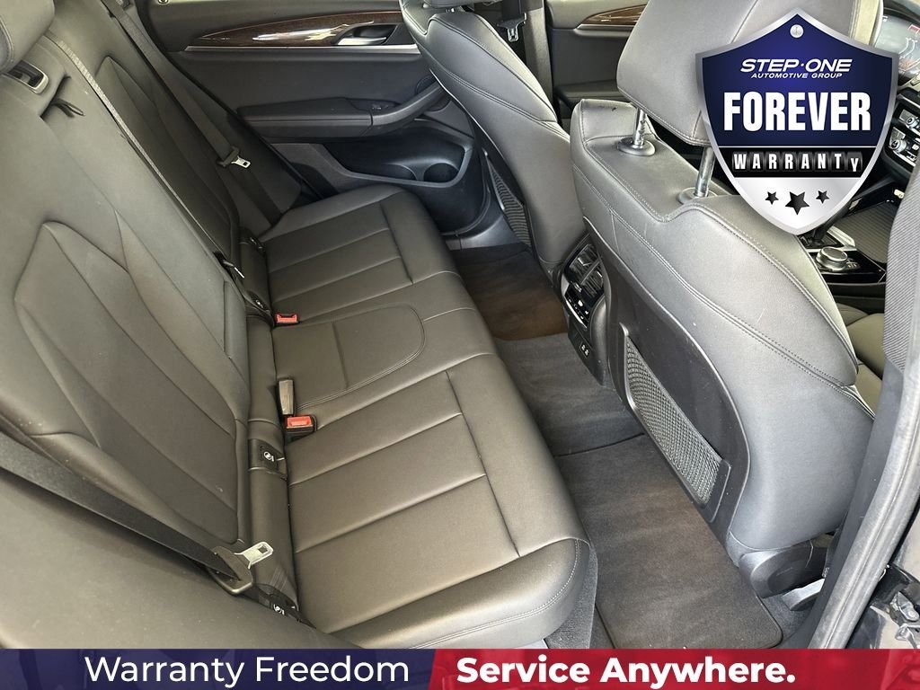 Used 2021 Black BMW sDrive30i image 36