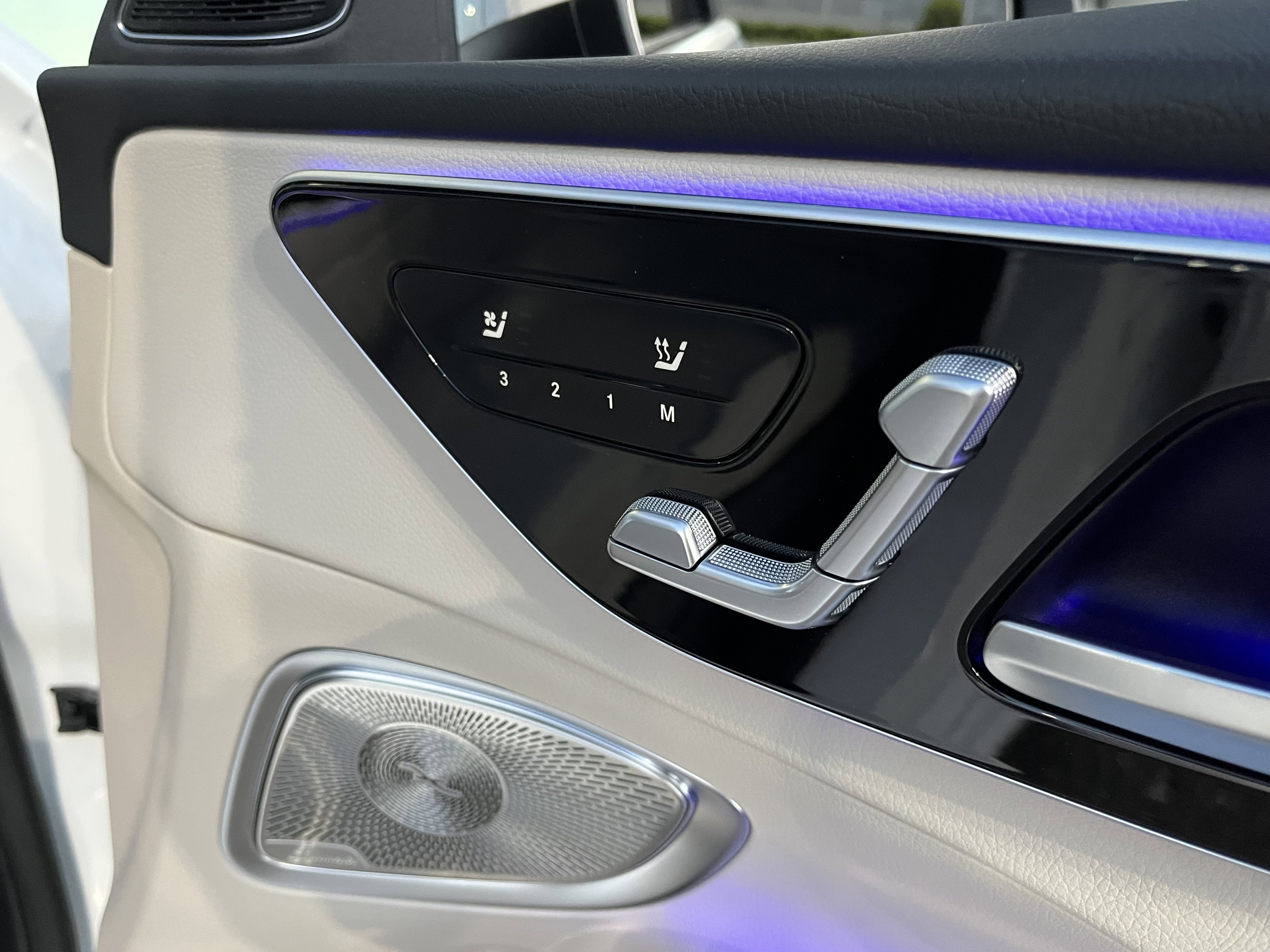 New 2026 POLAR WHITE Mercedes-Benz C 300 image 23