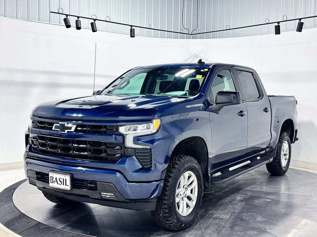 Used 2022 Blue Chevrolet RST image 8