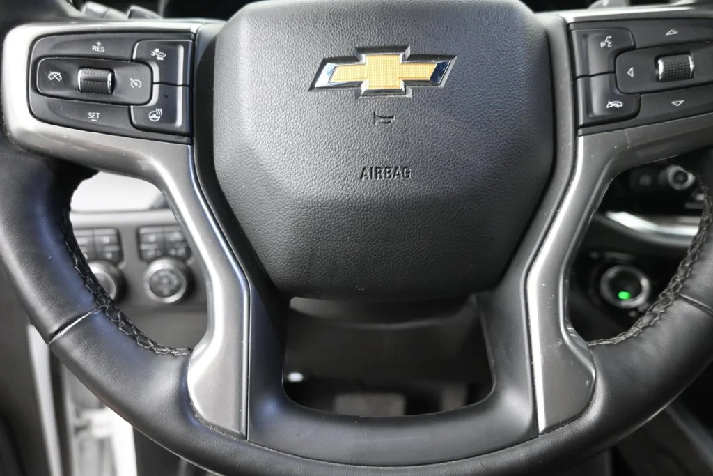 Used 2025 White Chevrolet LTZ image 16
