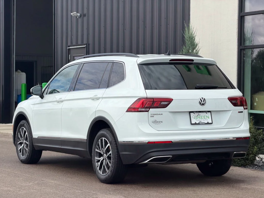 Used 2020 White Volkswagen 2.0T SE image 3