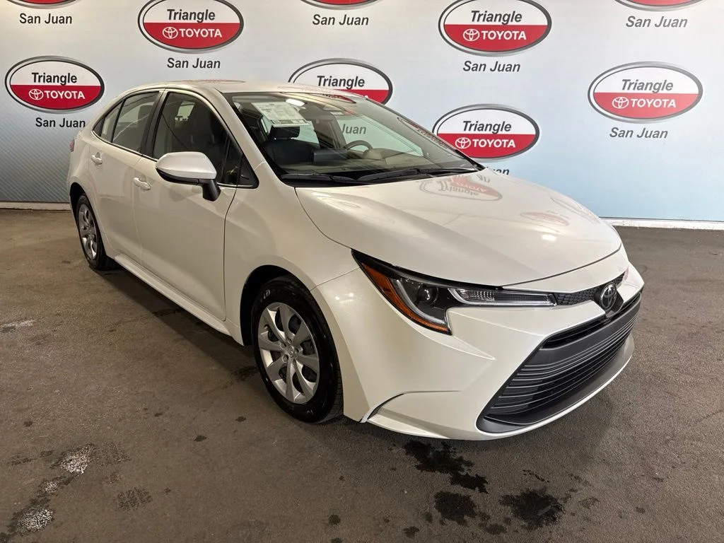 Used 2025 Beige Toyota LE image 3