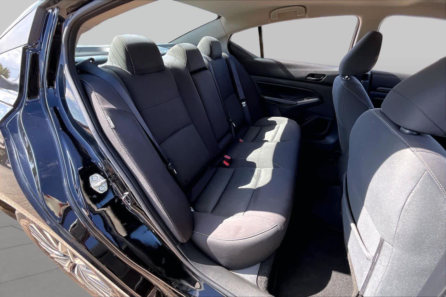 Used 2025 Super Black Nissan SV image 18