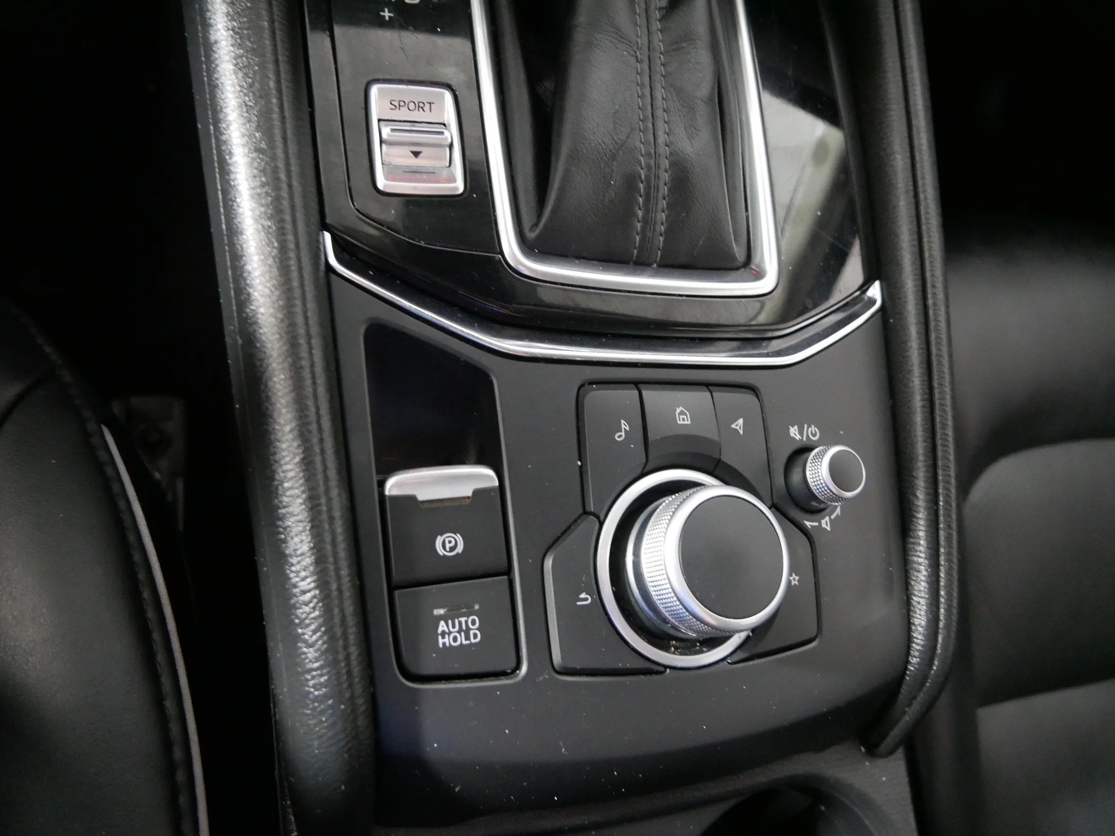 Used 2024 Jet Black Mica Mazda 2.5 S Select Package image 32