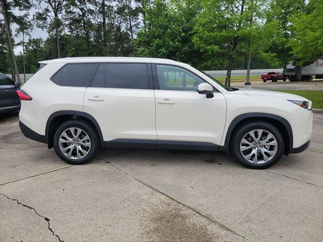 Certified Used 2024 COASTAL CREAM Toyota  image 8