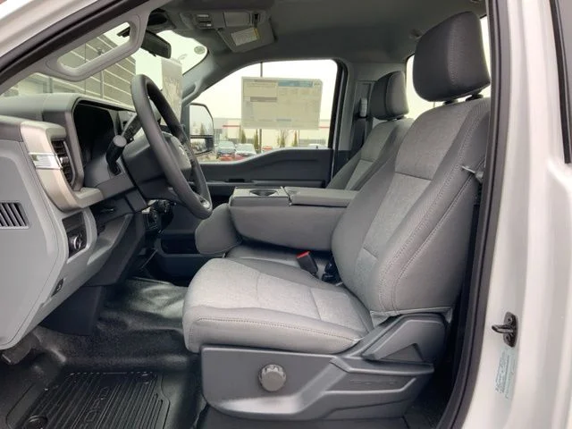 New 2024 Oxford White Ford XL image 11