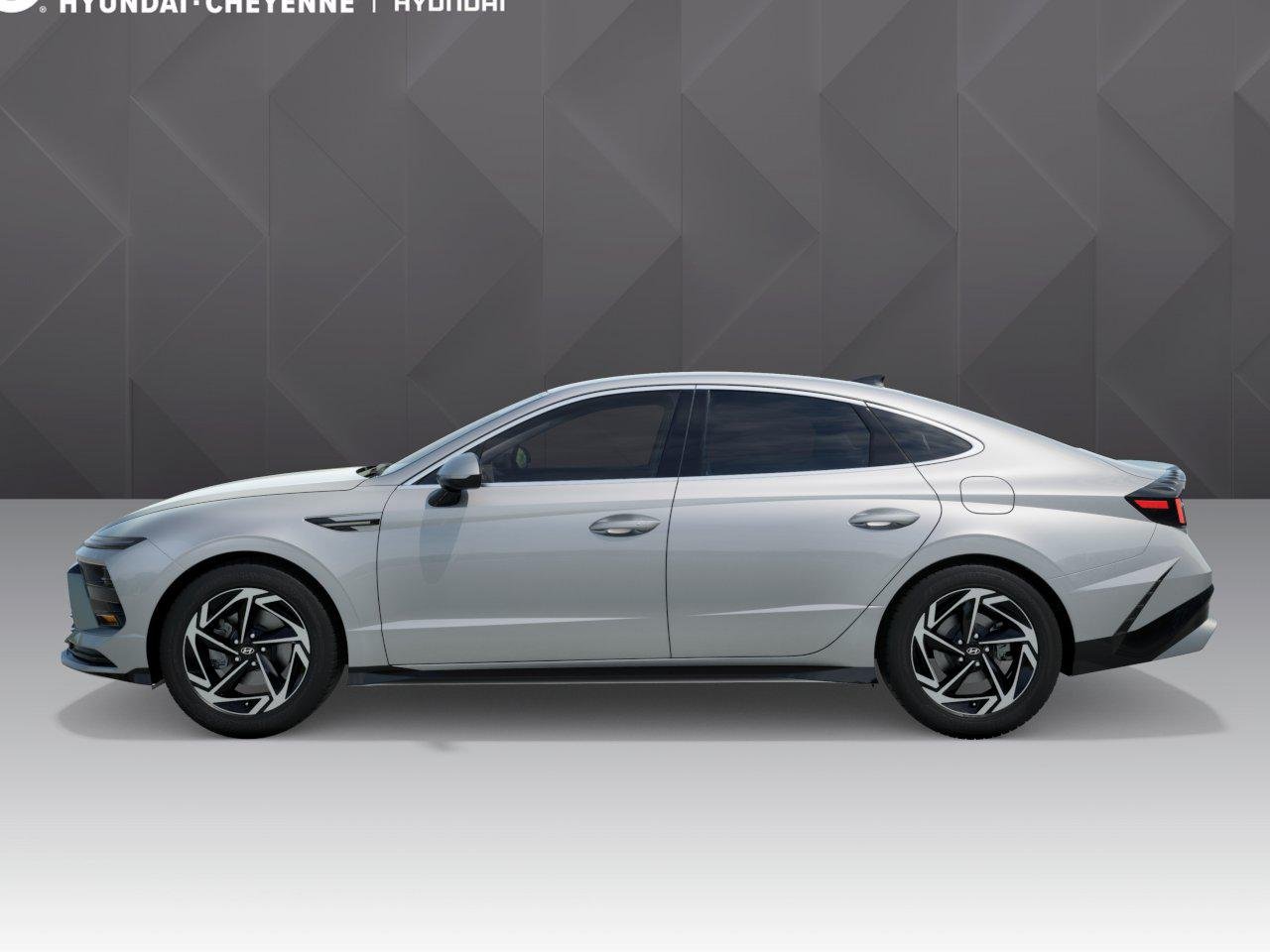 New 2026 Aero Silver Hyundai SEL Sport image 3
