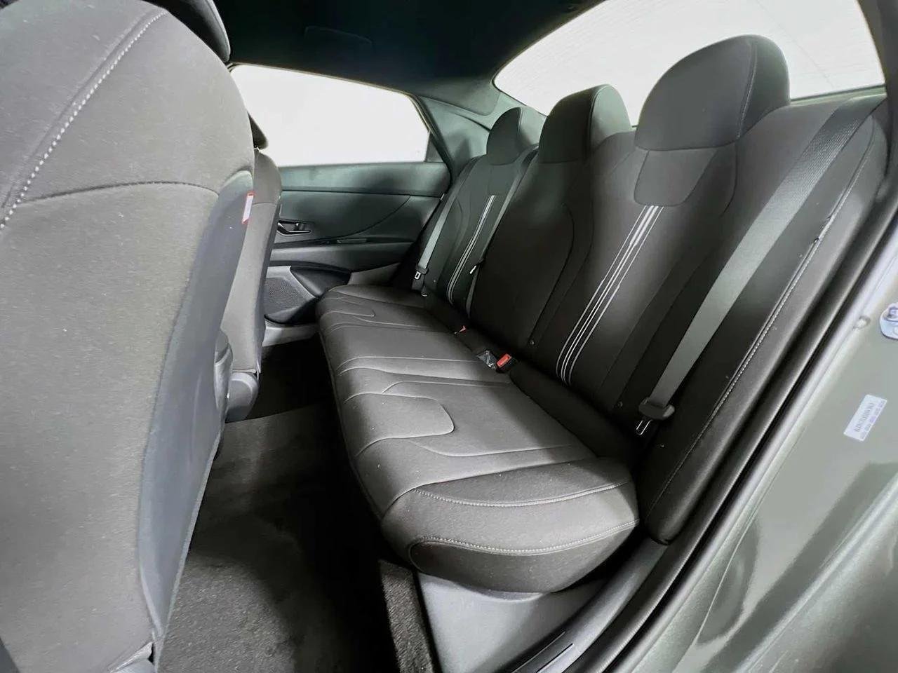 2026 Hyundai Elantra — photo 14